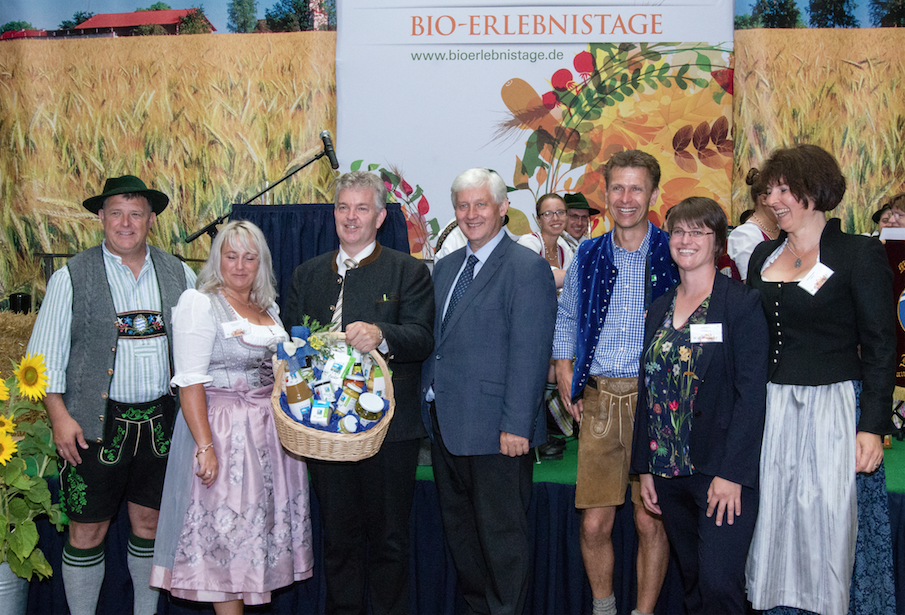 Gruppenbild mit Amtschef Hubert Bittlmayer