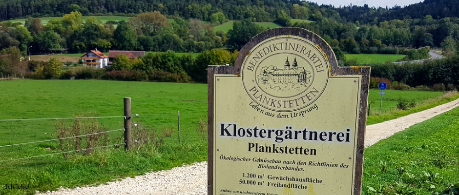 Schild von der Klostergärtnerei Plankstetten